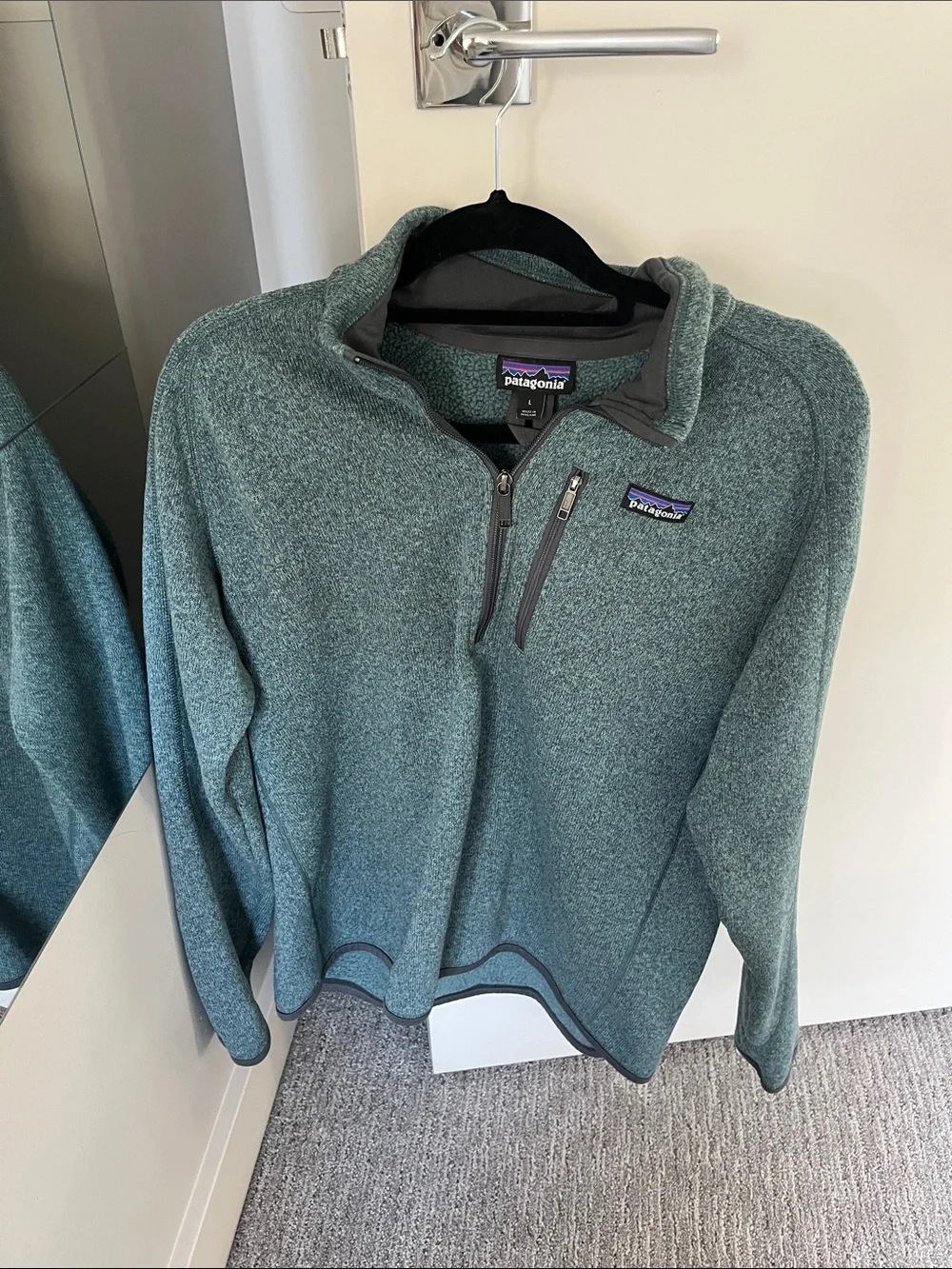 Patagonia Men's Zip-Up Fleece Pullover in Teal - Picture 1 of 2